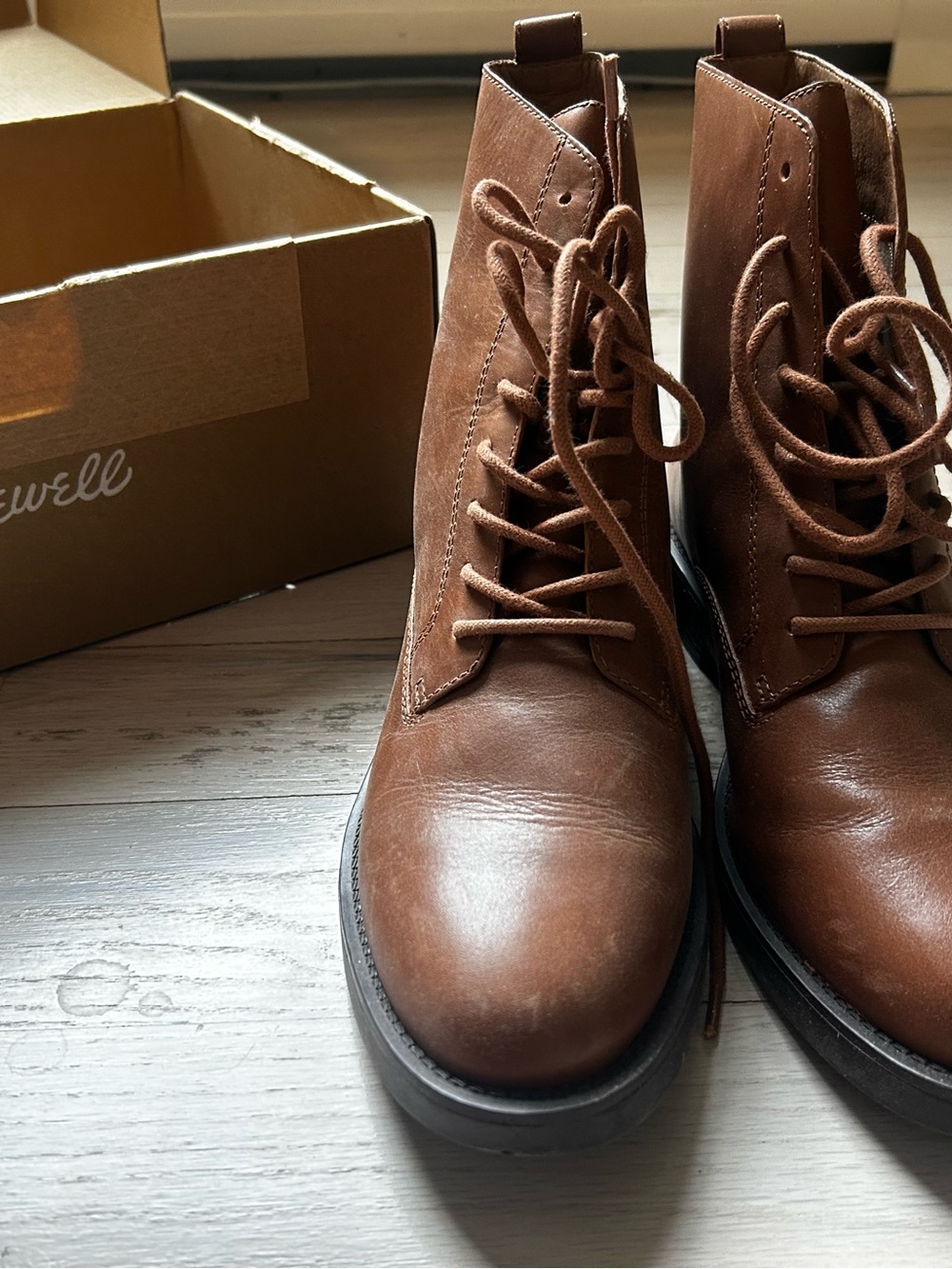 Madewell Women’s Brown Leather Chukka Lace-Up Boots